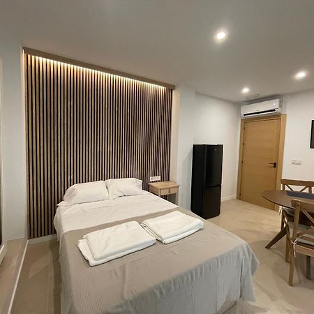 Apartamentos Postiguet Аликанте Екстериор снимка